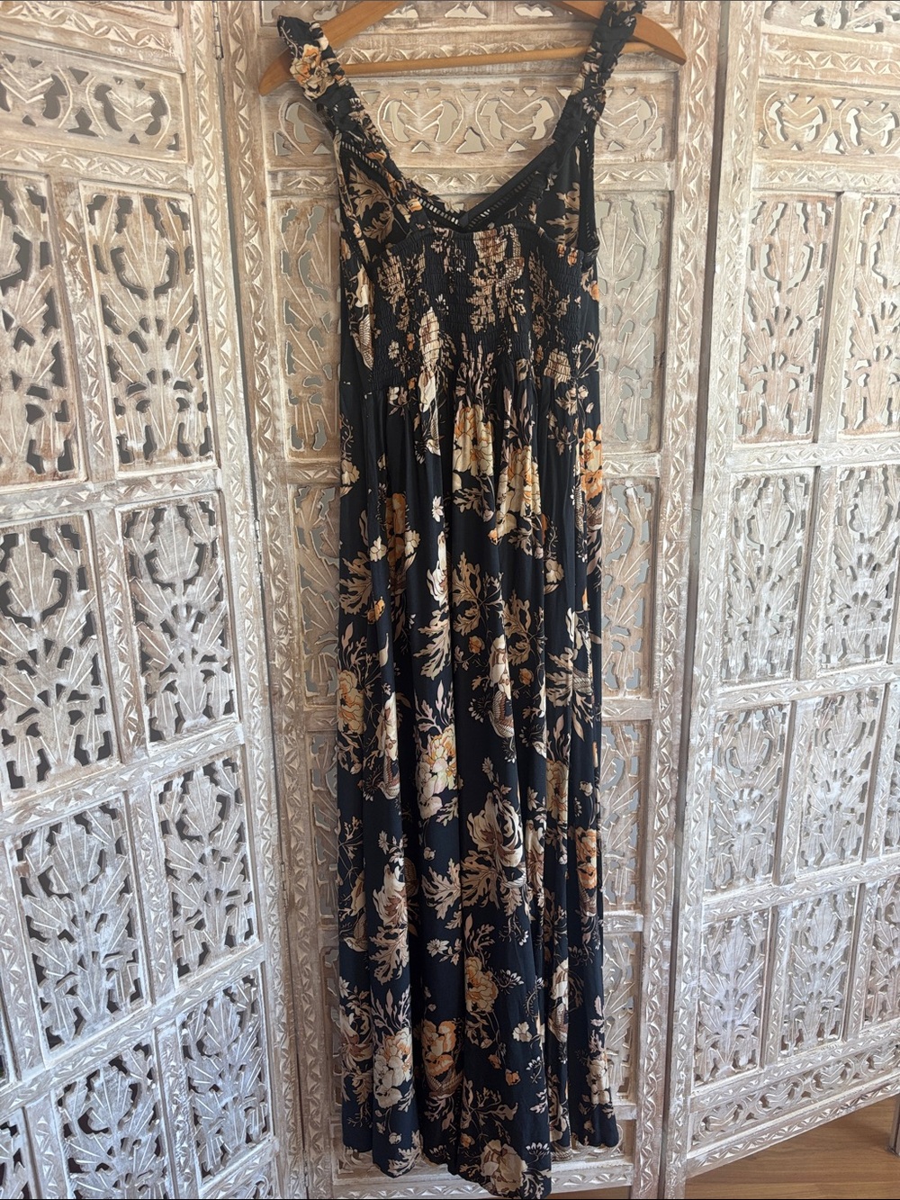 Spell and the Gypsy Collective Rosa Maxi Dress in Coal EUC - Picture 8 of 9